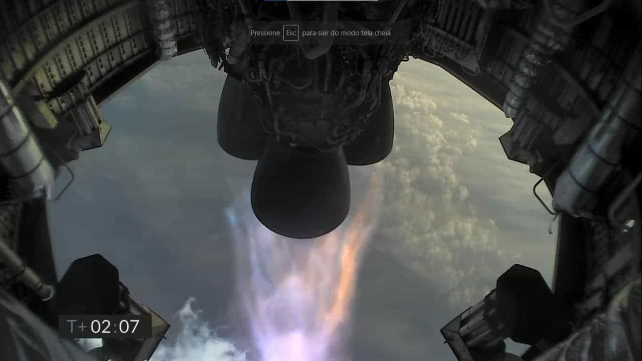 Os três propulsores Raptor da Starship SN11, minutos antes da explosão. Imagem: SpaceX