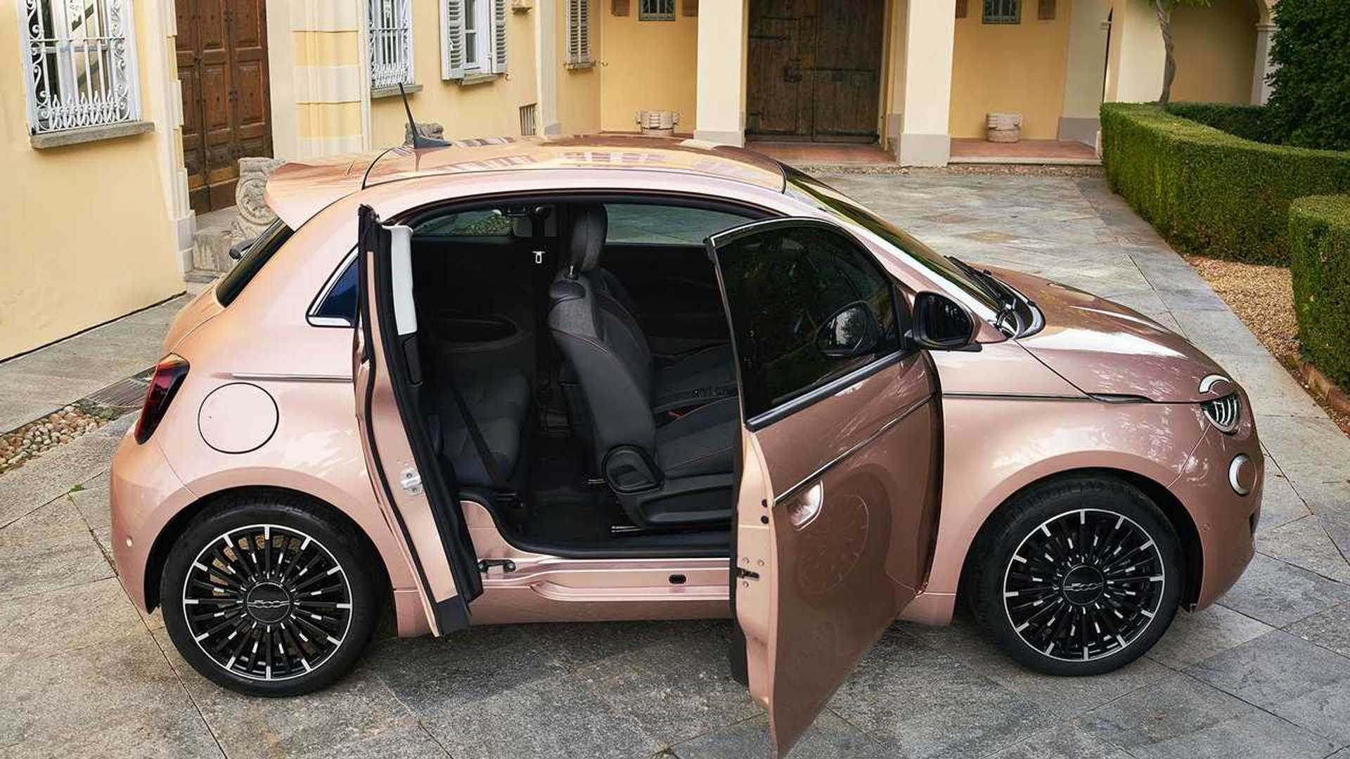 Fiat 500 elétrico, que virá ao Brasil, ganha versão 3 portas - veja fotos